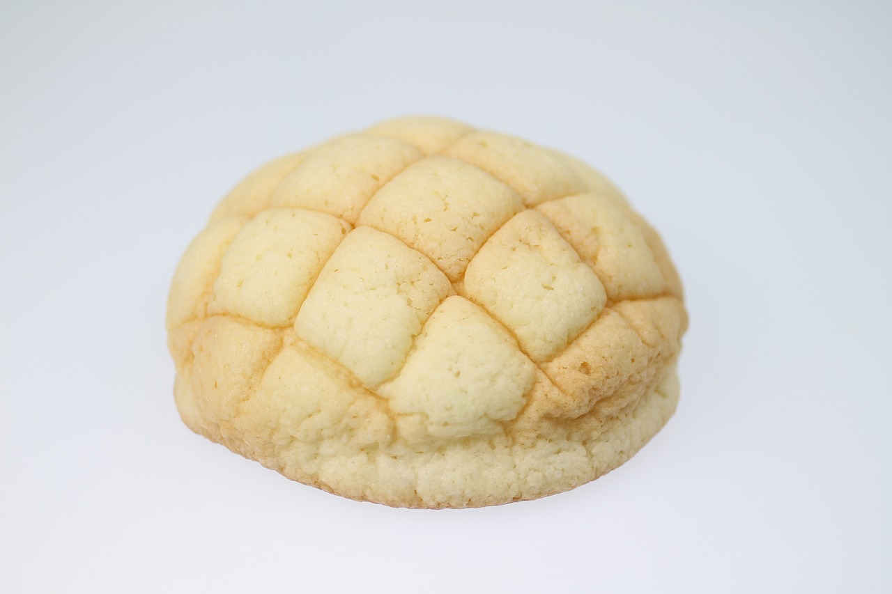 melon bread, bread, melon, snack, melon bread, melon bread, melon bread, melon bread, melon bread, bread, bread, bread